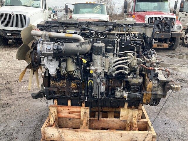 2011 Detroit Diesel DD15 472903S Electronic Engine